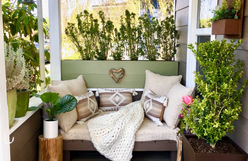 How to Style Small Decks and Outdoor Space